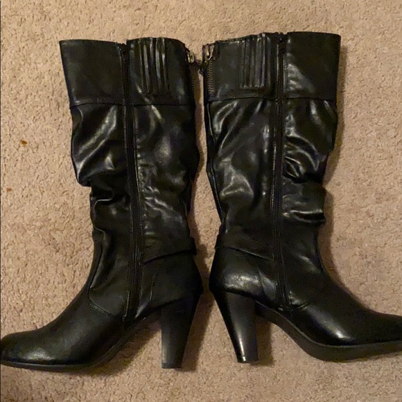 G by Guess Boots - Picture 2 of 10